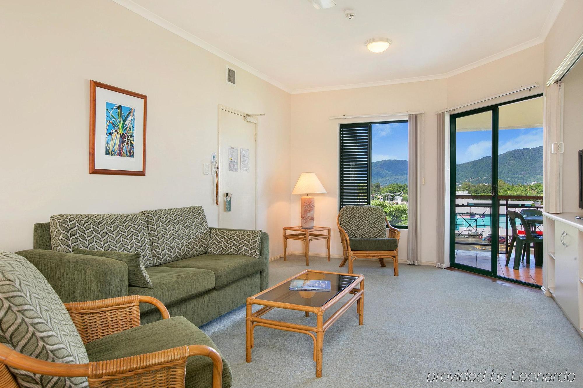 Tropic Towers Apartments Cairns Exterior foto